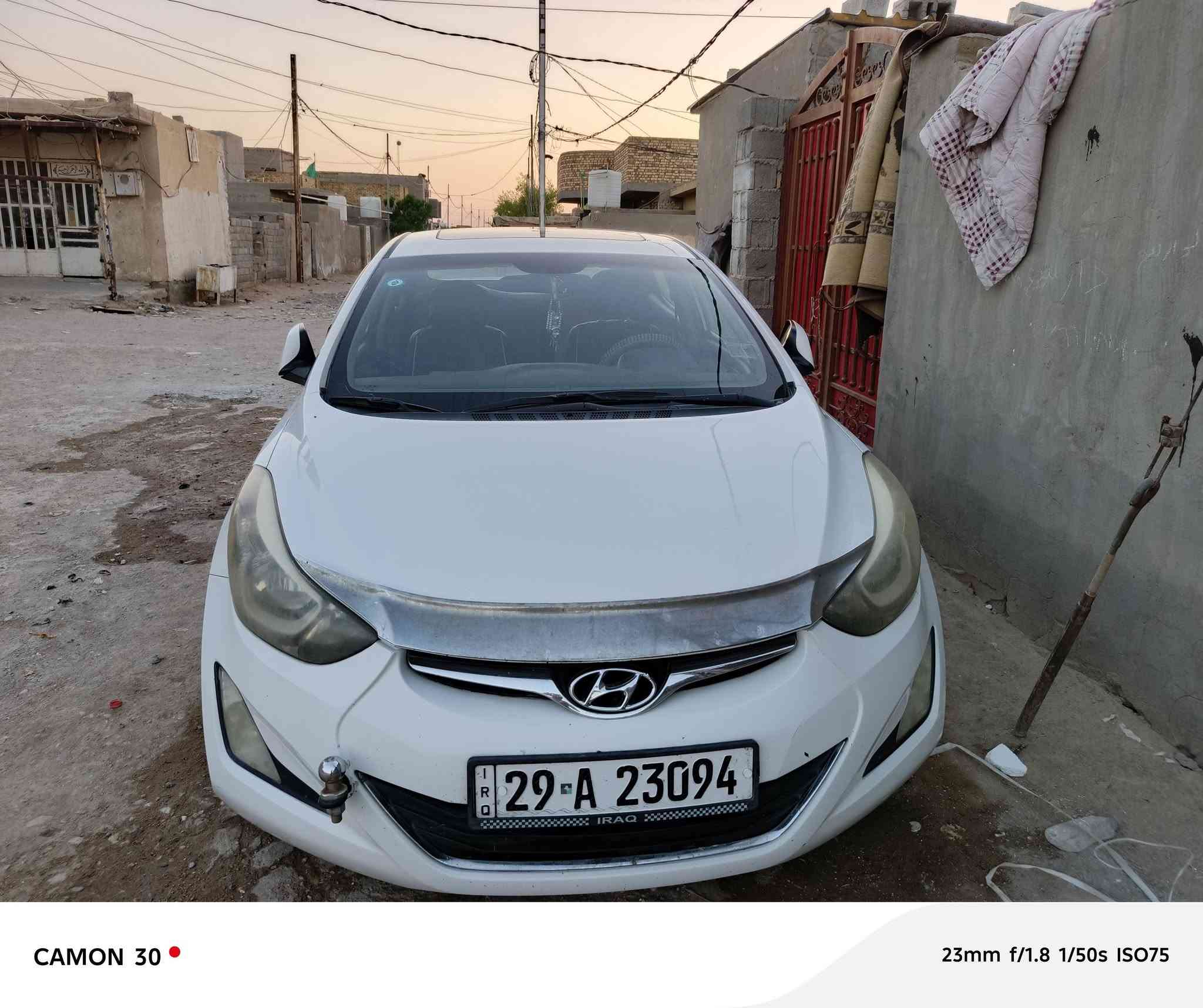 النترا 14 شكل 16 رقم واسط
سنوية نافذة 
خليجي مكينة 1800 فول عدا البصمة 
باب الصدر والورا صبغ سونار مرفق بالمنشور
113 وبيها مجال رقم الهاتف ***********
