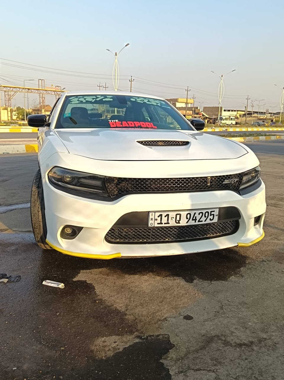 السلام عليكم 
دوج چارجر RT 2016 أصل وارد امريكي
رقم بغداد انگليزي جديد 
سنويه لل2029 شهر 12 مشروع وطني
بأسمي السياره مداور ثاني يوم 
ماشيه 120 سياره جديده ما نقصه برغي 
محرك هيمي 5700 
السياره عليه كت بدي كامل رياضي
+ تزويد دبات صالنصه وكزوزات رياضي
تخم تاير جديد وكمبريسر تبريد جديد
حادث السياره تبديل بنيد فقط وباقي التفاصيل مرفقهه وي السونار 
مكان السياره مركز الناصريه - مدينة الصدر 
السعر 185 ورقه 
***********
الاستفسار على الرقم فقط ما متواجد على الفيس
