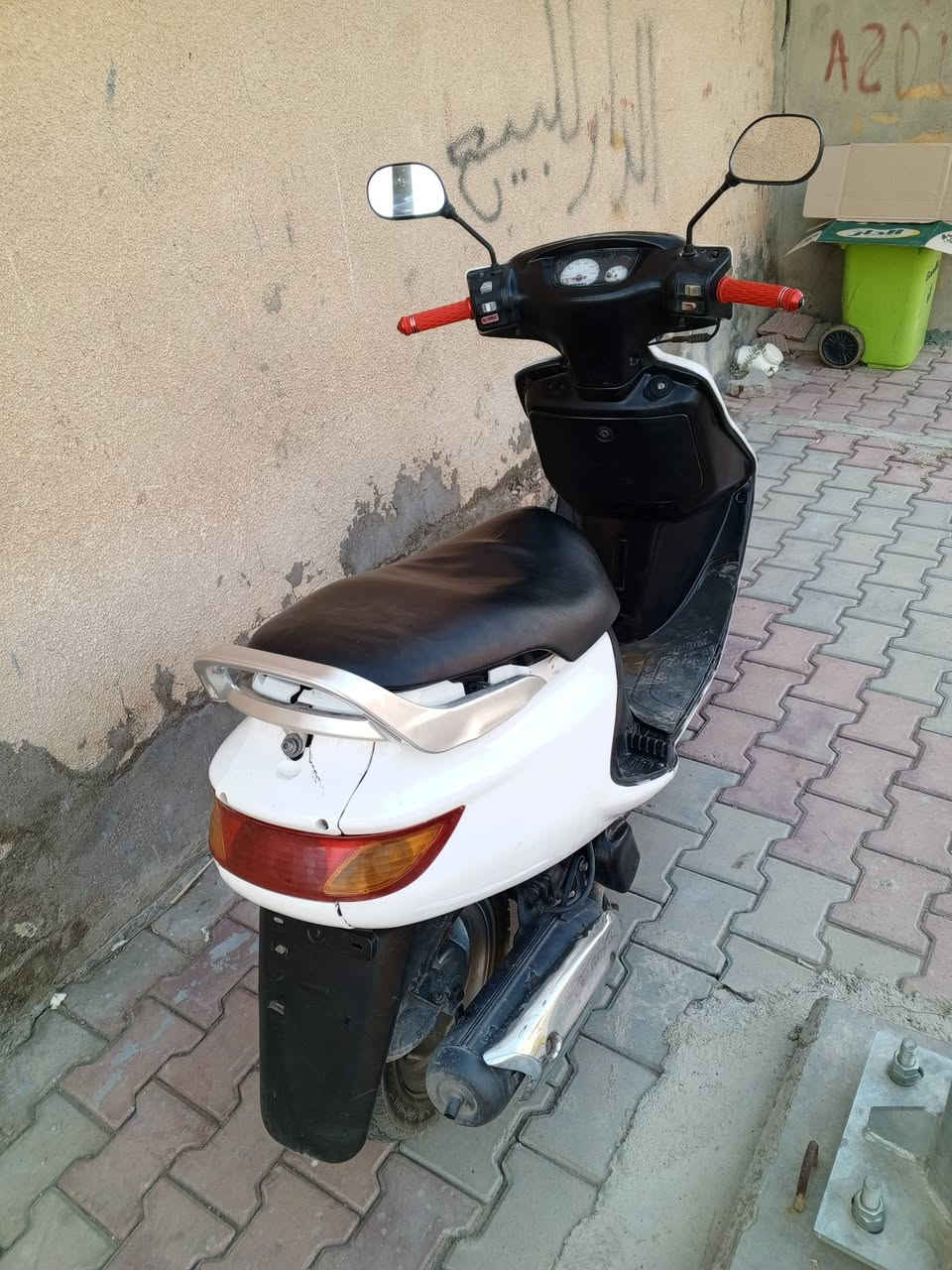 سلام عليكم 
للبيع فراشه ياباني جديده لوك
شرط مكينه شلعه معدل 
مكينه مامفتوحه تجي تشوف تأخذ 
كهربائيات كله شغاله
تخم تايرات جديده 
دراجه أوراقه كامله
مكان خانقين 
للاستفسار تواصل خاص او أتصل
***********

