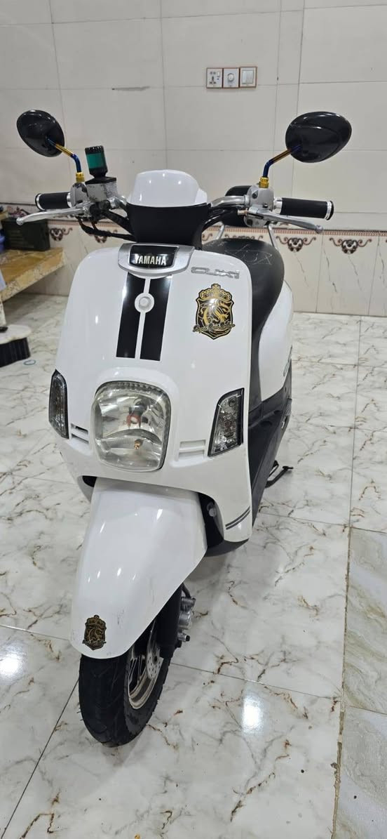 سلام عليكم دراجه بوليسي نوزل  للبيع رنبه ستعمال قليل اخت الزيرو  مكفوله من كلشي تخم تاير جديد وياله رياضي جدد باتري جديد سعره 950 وبيه مجال...  
التصال على الرقم ***********
