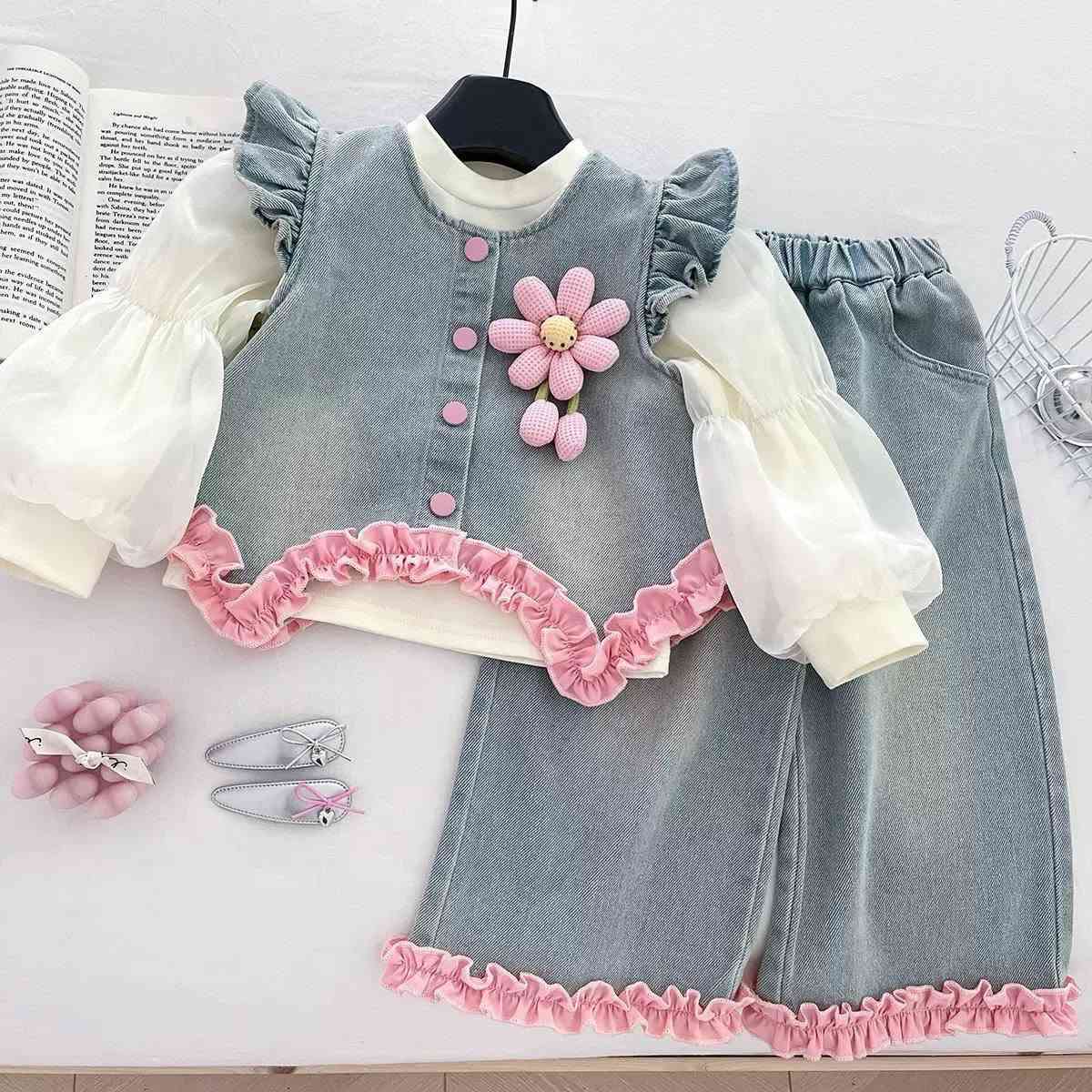 سوت بناتي • بهاري • ٢-٧ سنوات