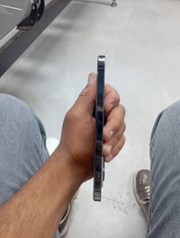 آيفون ١٣ برو ماكس • ذاكرة ٢٥٦ • بطارية ٨١%