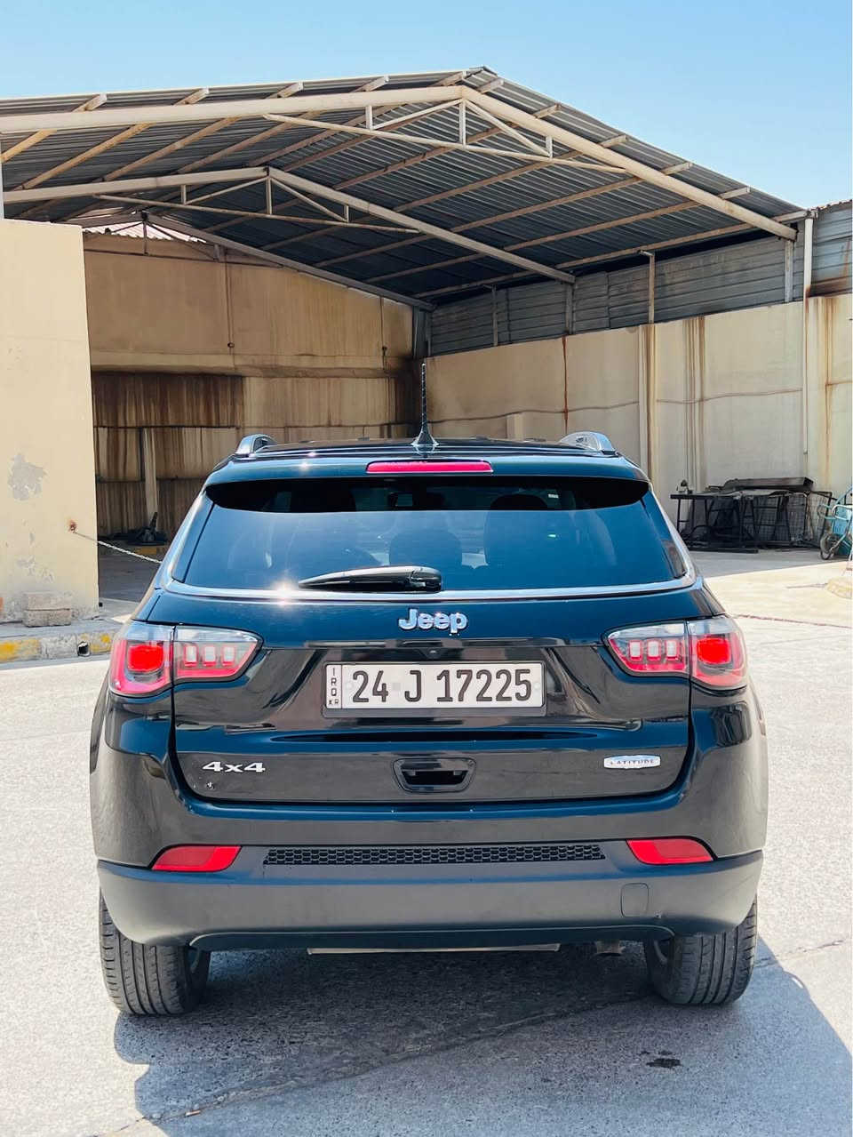 جئپ كومپاس موديل 2021 دةبل أكسل 4X4✅
چاملخ و بونيتي بوياخة بةبئ ناوگرتن و شاسي شرت
رقم هةوليرة تحويل و وكالة و غرامةي بةشةرتن  بةصمة شغالة شاشة كاميرا حساس سعر 128 ورقة🔥
گيرمةكينةحجر گزوز شرت ***********☎️✅ أربيل, العراق
