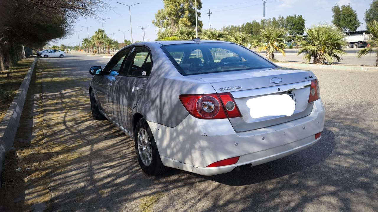 شوفرليت ابيكا 2007 رقم اربيل لون سلفر للبيع فقط 
بيها صبغ الجاملغ الخلفي اليمين وتعديل بارد بالطرف اليسار الجاملغ الخلفي
رقم اربيل الجديد سنوية تنتهي 2028
هزة منتهية 
بطاقه بنزين 
مكانها كركوك 
سعر 65
للتواصل 
***********
*********** كركوك, العراق

