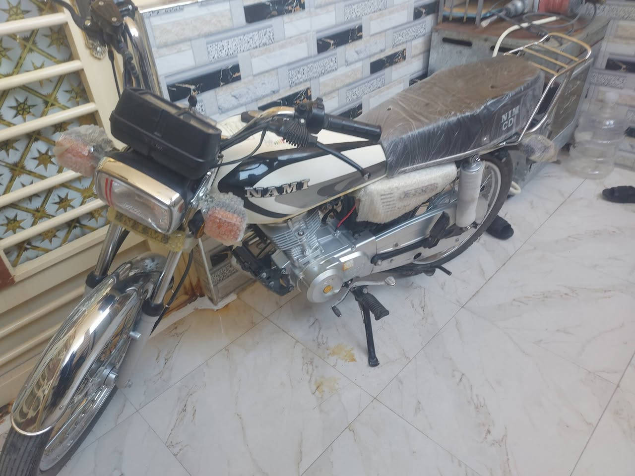 السلام عليكم متاح نامه ثلاث احرف موديل 26 اوراق سكنر ب700 بيهه مجال بسيط ***********
