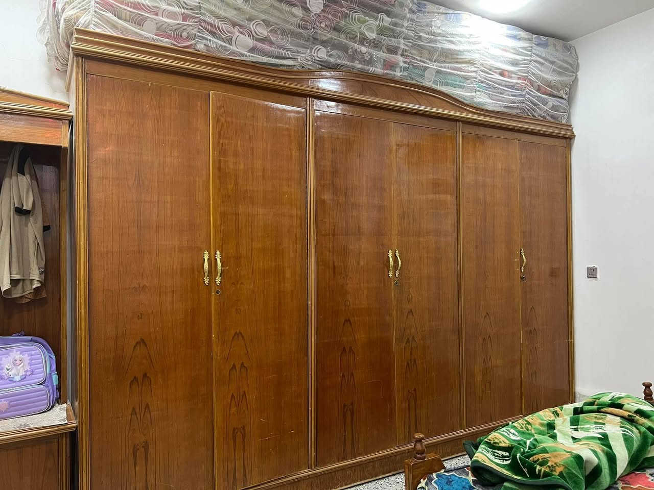 غرفة نوم • درجة اولى • نضيفه