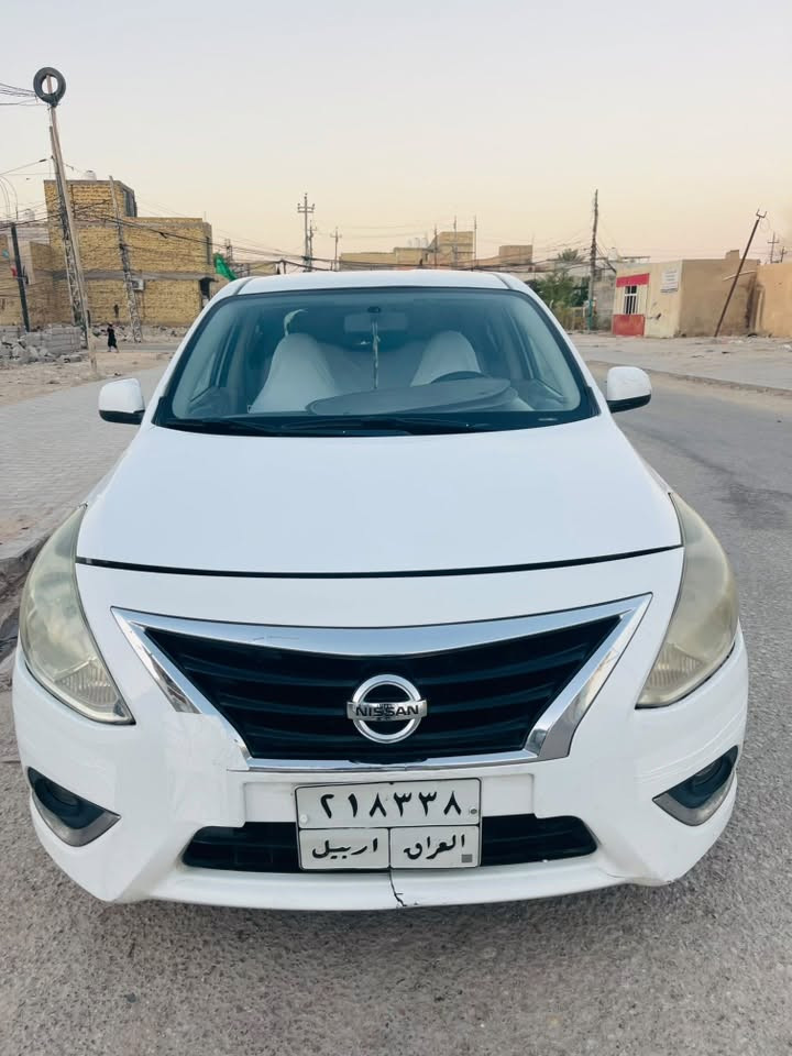 سلام عليكم 
صني هندي بليته زركة موديل ٢٠١٩ 
جام الامام كهربائي 
شاشه وحساسات و كامرة خلفية 
تحكم ستيرن 
سياره واحد عل واحد
كير مكينه حداديه جاهزه 
تبريد ثلج ❄️ 
مكانين بارد بسيطات بس والسونار موجود
 والباقي مكفول لاصبغ لاتبديل لاضربة 
السعر ٨٩ وبيها مجال للشراي 
*********** الرقم بي واتساب
مكاني نجف
