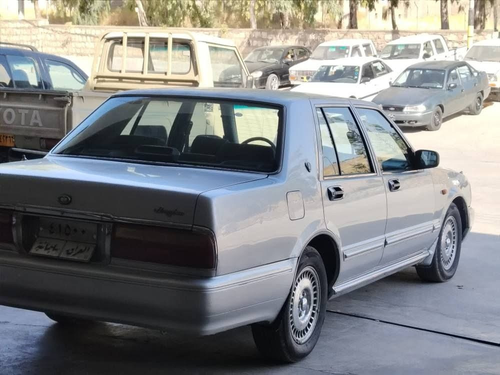 نیسان سدریک 2001 گێڕعادی
چوارپارچەی بۆیاغە بەبێ دەعم و لێدران
تەقینی نیە خایسی نیە جوان ماوەتەوە
ناوداخیلی زۆرجوانە کوشینی دڕاوی نیە
گێڕومەکینەو تەبرید بەشەرت
توندوتۆڵە بێ مەسرەفە لەسەردەقی بیلادیە
ژینگەی دراوە سەنەوی بەسەرچوە 
37 وەرەقەو مەجالێکی کەم
***********ڤایبەر وەتس ئەپ
***********لەشاری کۆیەم كويسينجاك, أربيل
