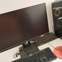 RTX 2060 SUPER • Ryzen 5 2600 • شاشة 27 بوصة 144Hz