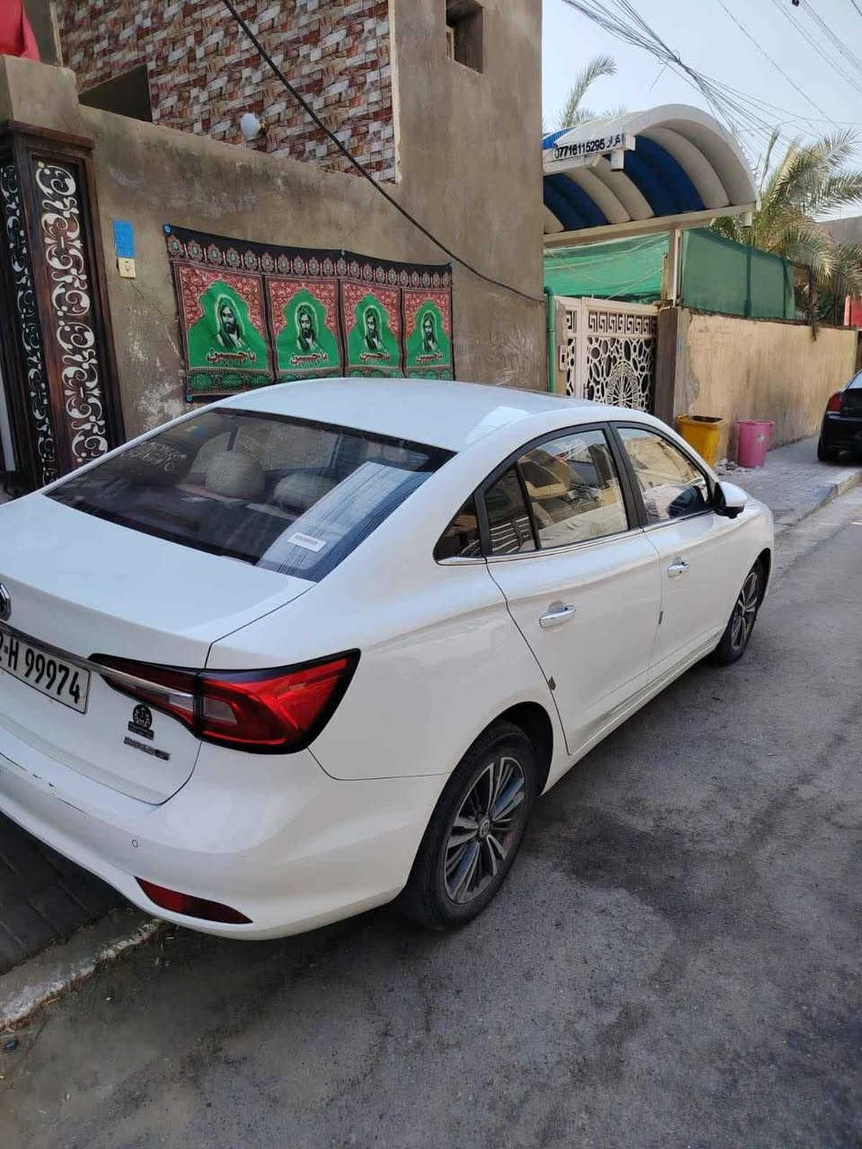 سيارة (Mj5 )فول مواصفات لون ابيض بصمة وكامرا 360 كشنات كهربائية كير اوتوماتيك وعادي  ماشية 43 محرك انجليزي 1500 دكشين عالي سنوية 2029
سيارة استعمال شخصي 
السعر 100 وبي مجال بسيط 
رقم واتساب وشريحة اتصال *********** البصرة, العراق
