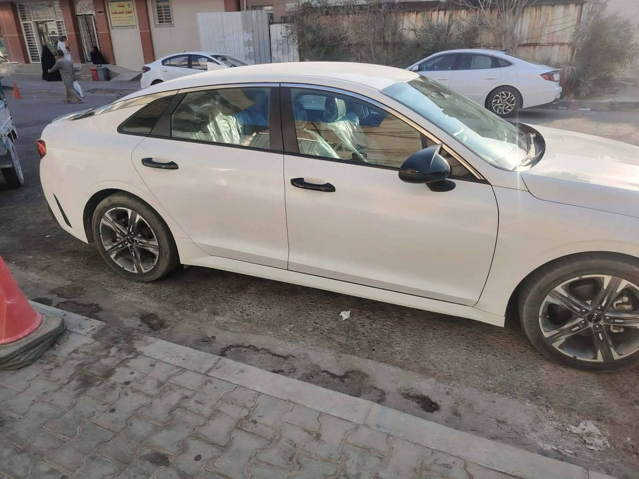 k5 رقم اربيل
سعر 40
الموديل 2022 
المواصفات 
نظام قياده ذاتي
رادار امامي
رادار خلفي
رادار جانبي
بصمه ابواب وبصمه تشغيل
تسغيل عن بعد
كامرا دواره
تثبيت سرعه 
سايد بريك دكمه 
سياره حادثها بنيد سطحي جولمغ وارد امريكي وسياره مفوله ماعدا بني رامه
 الديوانيه *********** متواجد واتساب
