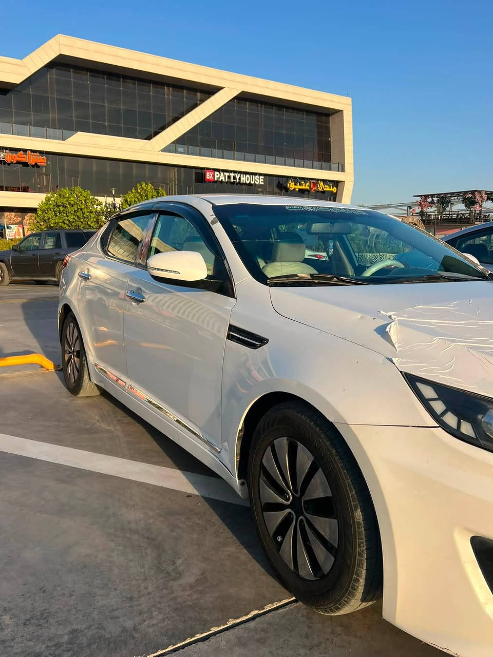 كيا أوبتيما (KIA Optima) - وارد أمريكي 🚗
✨ الموديل: 2013
✨ اللون: أبيض
✨ المحرك: 2400cc (محرك جديد حاوية)
✨ الكير والمحرك: كفالة عامة (بشرط الفحص والجاهزية)
✨ الضرر: خلفي (جاملغ وباب)، وبجم كبس
✨ الرقم: ديالى (تحويل مباشر)
💰 السعر: 100 ورقة (دفتر) وبيهه مجال للطيبين للجادين.
📍 المكان: ديالى
📞 للتواصل والاستفسار: [‭***********‬]
