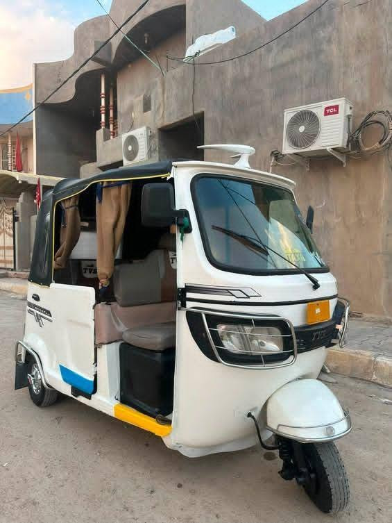 اقره تفاصيل يلا تتصل رقم ديالى ومحرك شد جديد
سلام عليكم 

تكتك TVS 21 شهر 11 داخله ع 22 🤍

رقم ديالى انكليزي تحويل مباشر ✅

محرك شد جديد شرط ضمان والكفاله ✅

دوشمه وسفريات تفصال وجادر اصلي شركه وبردات جانبيه✅

سستم شركه سل ستيل اصلي وجديد مشدود عليها ✅

كماليات كامله عليها من كبات  وجنح منصايه تايرات جدد لايتات زنون أبو بنكه بك لايتات بلباكيت ✅

عليها إدامه كاملة من بنزات عنابير سلف كابريتر شوته بلكات شرط نكره سلف ✅

تكتك ضايف عليها هواي شغلات وماذاكرهن من جناي انطيك سويج كبل لشارع تشتغل 

مكاني ديالئ الخالص رقمي *********** الشراي كبل يتصل ليعامل ليتصل احسن 
سعرها حلو ومناسب ع هيج تكتك 6600 وبيها مجال قليل للشراي 

تحياتي للجميع 💛
