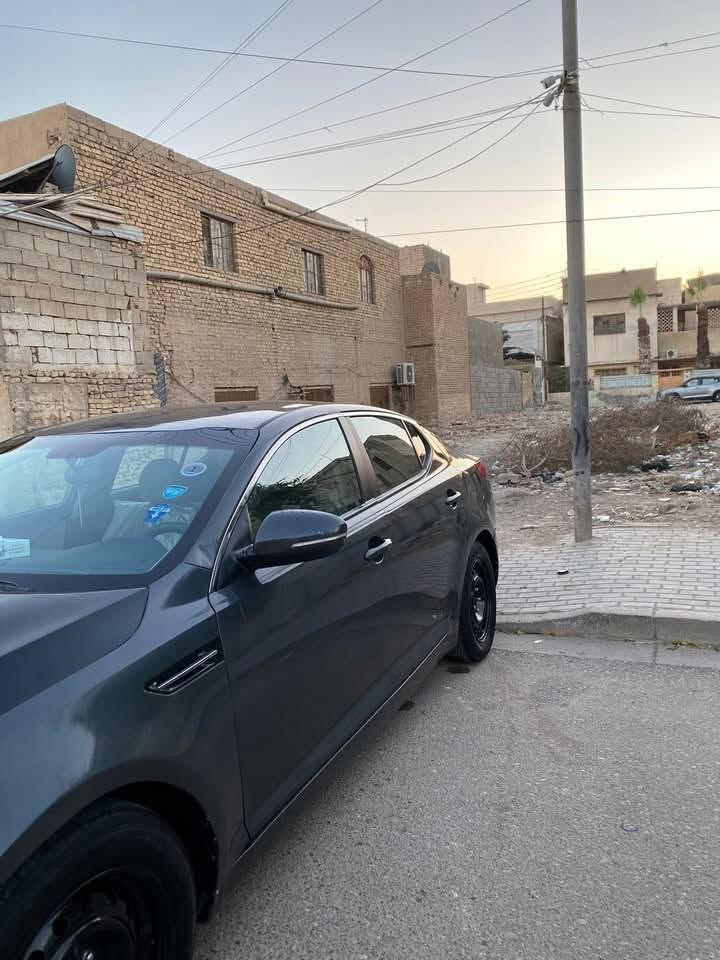 السلام عليكم بيع مستعجل العزاز 
أدوات أدوات 
كيا أوبتيما 2014 وارد خليجي 
السيارة حلوة ونظيفة 
كير محرك كفالة دوش 
تبريد ثلج حداده 
السيارة جاهزة من كل النواحي
العنوان البصرة 
السعر 46 وبيها مجال 
***********
