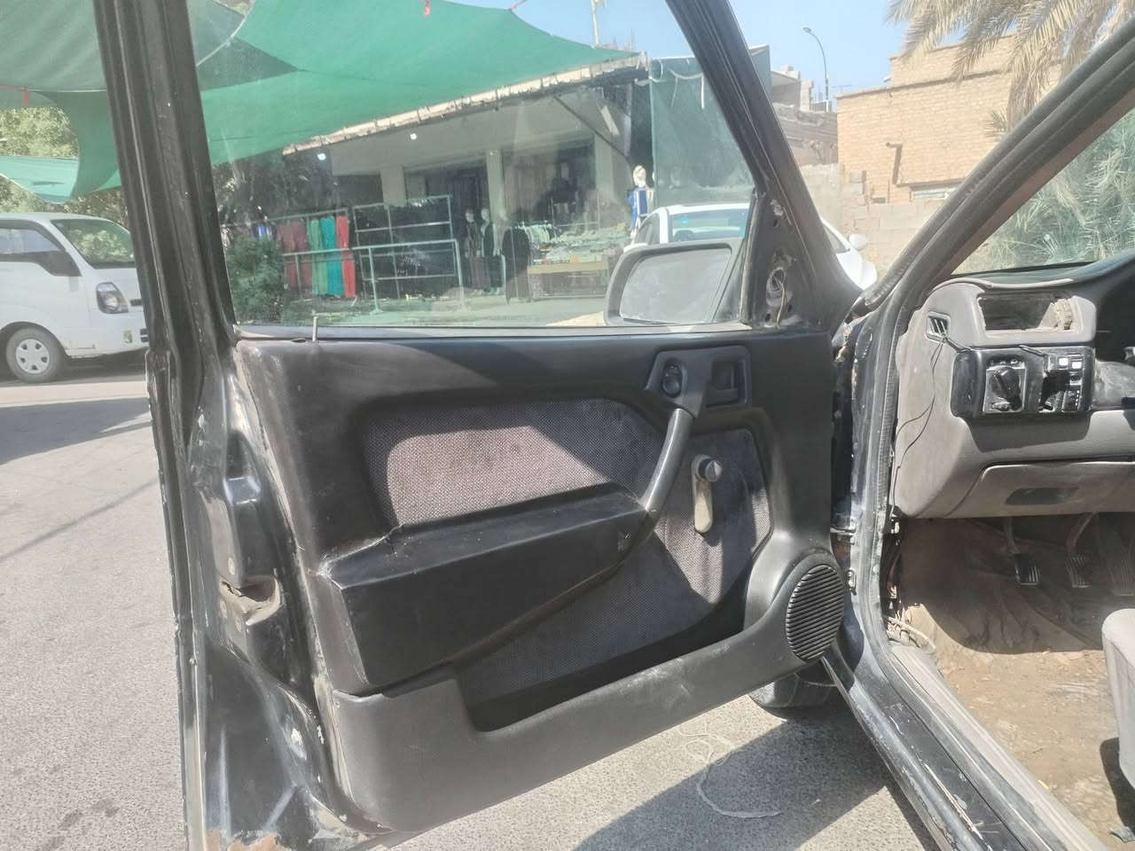 اوبل فكترا موديل ١٩٩١ رقم واسط حجم المكينة ٢٠ تخم تاير جديد صدر ودبل جديد مكينه وكير جديد سيارة بلادية السعر ١٧$ تفاصيل خابرني ***********واسط
