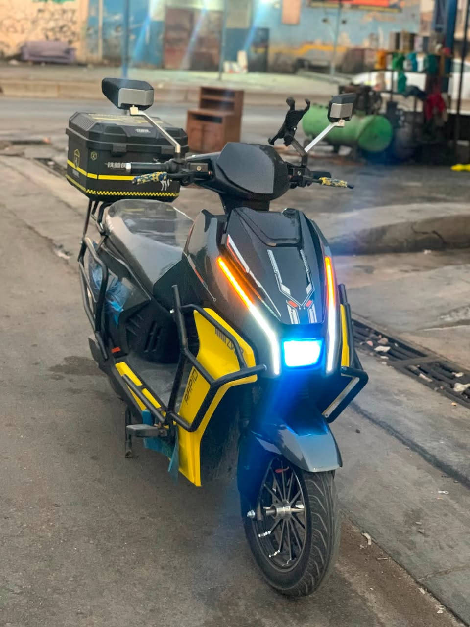 درجة شحن فضائي 2026 بطاريات 6اربيعين أمبير كرافين مكاني بغداد البياع  ***********السعر
مليون قفل
