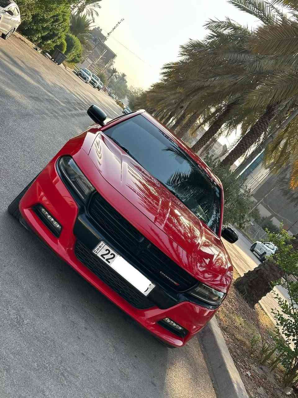 سلام وعليكم 
جارجر خليجي وكالة هارلم 
موديل 2021 SXT
رقم اربيل هزه وفحص كله جديد بسمي 
محرك 6 
السياره كفاله عامه 
شاشه كبيره حساسات داخل جلد لونين 
السياره جديده كلش جاهزه من كل النواحي 
مكان السياره بغداد 
الهاتف ‭***********
