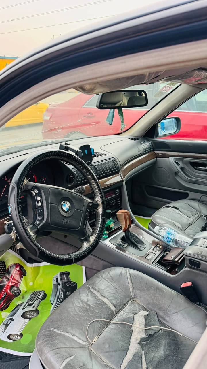 موديل ١٩٩٧ • V8 • بلادية بدون صبغ