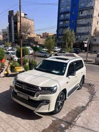 لاند كروز للبيع موديل ٢١ كفاله عامه السعر ٥٣٠ ٠٧٧١٧٧٣٧٢٢٣