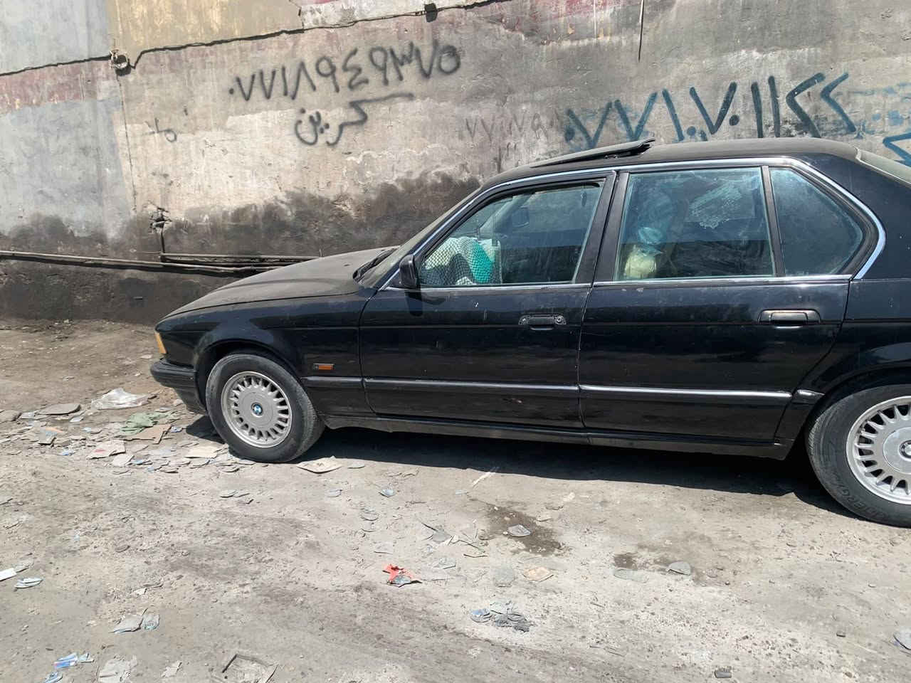 السلام عليكم بي ام للبيع كير. مكينة جديده صدر امامي خلفي جديد تبريد ميشتغل رقم.  انبار انكليزي شرط التحويل مكان بغداد العبيدي السعر. خاص ***********
