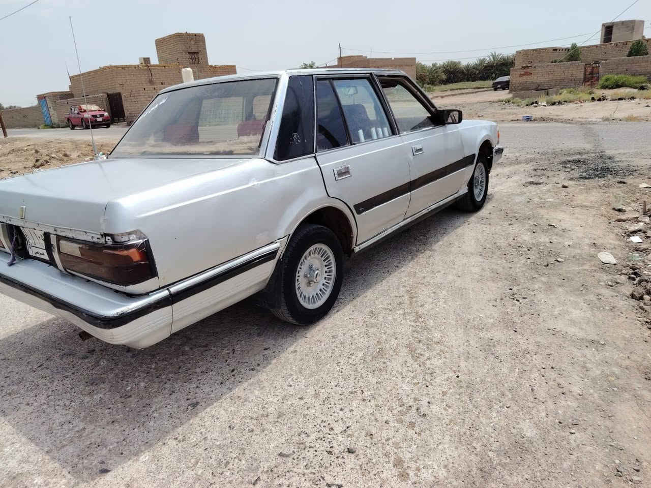 السلام عليكم للبيع سوبر موديل 85 رقم مثنى مشروع وطني كير محرك بطه 2ونص مكفولات لشرط  سياره بلاديه حلوه نظيفه جاهزه من كل شيء مال جناي سعر 18 وبيها مجال *********** مكان سماوه الخضر
