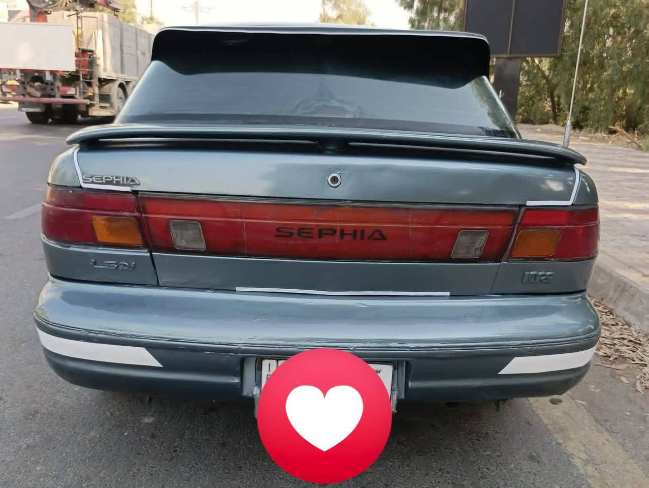 سلام عليكم سيفيا للبيع موديل 1993 مصبوغه لجماليه رقم ديالى كير مكينه امسكر محرك مكفول تخم تاير صدر جديد السعر 28 وبيها مجال بصيط المكان قرب بسمايه ***********

