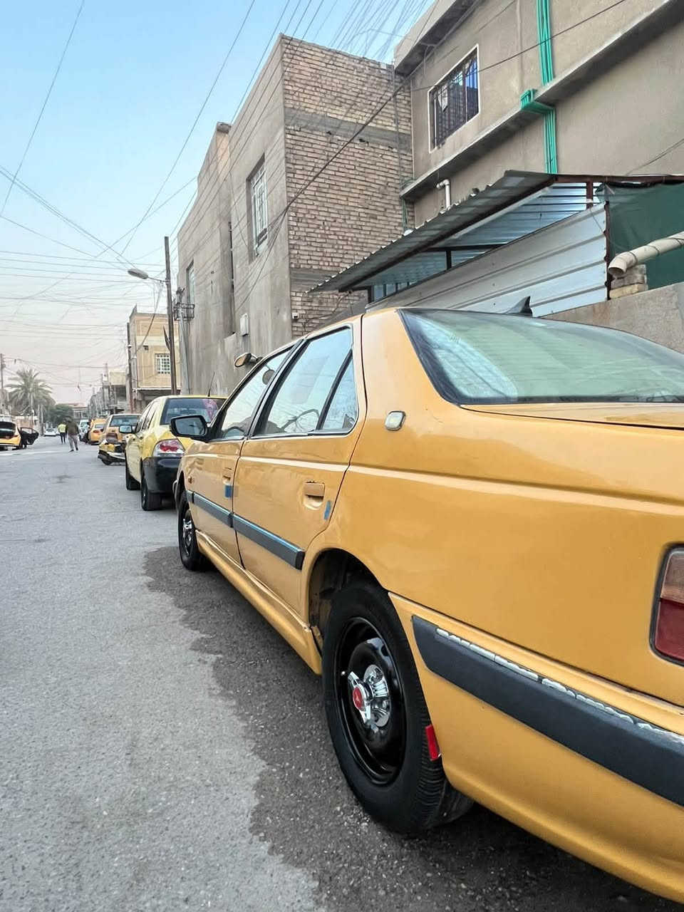 السلام عليكم بيجو بارص محور كورله 1600 الحديث تبريد ويه السويج ثلج مكينه كير صدر تبريد تخم تاير كله جديد سياره جاهزه كبل لشارع مصفره هيئه وغرامات تحويل ثاني يوم موديل 2010 بيهه جاملغ خلفي ومصلح وعوزهه دبلات خلفيه السعر 35 وييهه مجال شي قليل مكاني الشعب ***********
