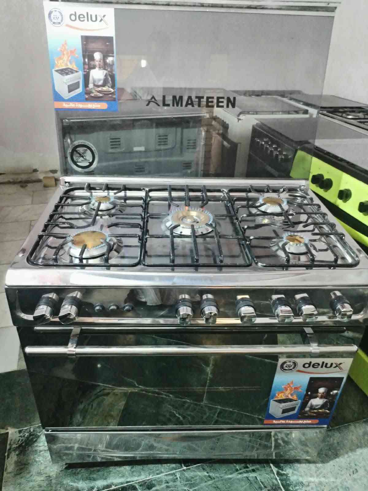طباخ  اربع عيون و5اعيون .. مستخدم نظيف اخو الجديد.. للتواصل عالواتساب *********** غير متواجد عالفيس # شرط الفحص
