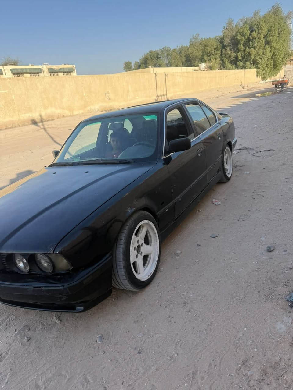للبيع 540كير عادي اصل رقم اربيل سياره مال تعمير مكاني بصره سعر ٣٨ وبيها مجال رقم ***********
