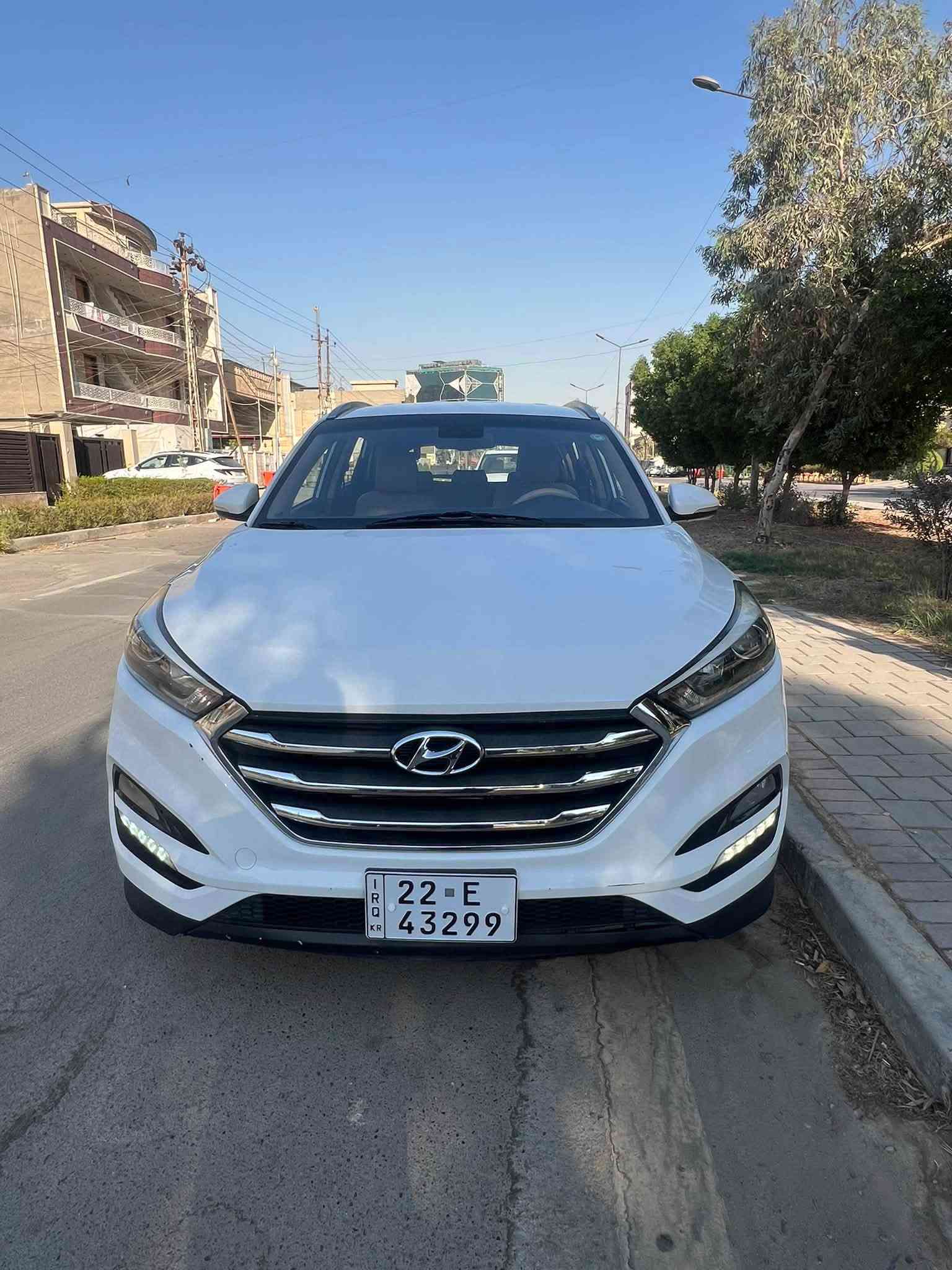 السلام عليكم عندي هونداي توكسان خليجي موديل 2018 السيارة جافيه بيه صبغ احزام محرك كير تبريد كله تمام عل فحص رقم اربيل مكان السيارة بغداد حي العدل السيارة بدون نقص السعر 117 بيه مجال بسيط ***********
