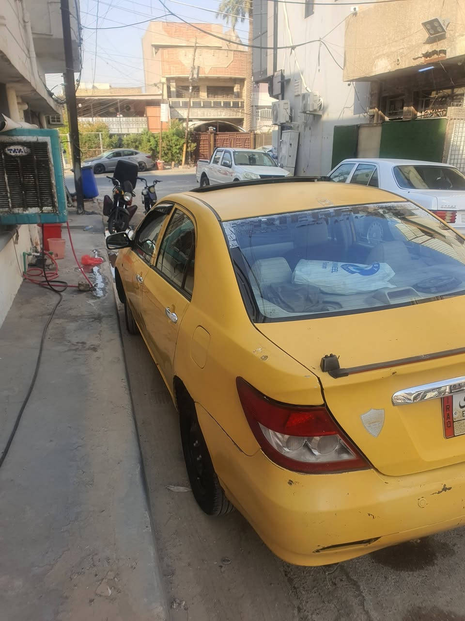 السلام عليكم 
Byd fr 2013
رقم بغداد السياره خير من لله كير مكينه بشرط ترايك وين ما تريد لاتنقيص ولا تبخير صدر ٥٠ بالميه السياره حلو السياره مال مرصرف الرافدين مطلوبه للمصرف بس لا عليه اشاره حجز ولا اي شي اسوي وكاله للي يشتري السعر 23 ورقه وبيه مجال *********** بيه واتساب مكان السياره بغداد

