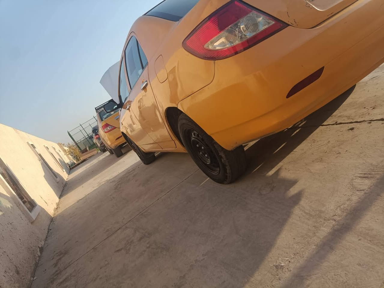 السلام وعليكم BYD F3 2012
مكينة ميتسوبيشي 

اوتوماتيك

مكاني بغداد مدينة الصدر

السيارة بيها ادامة كاملة من فيتبم وباتري جديد 

هزة جديدة سويتها قبل اسبوع + مصفرة هيئة وغرامات

السعر 53 وبيها مجال 

للأستفسار ***********
