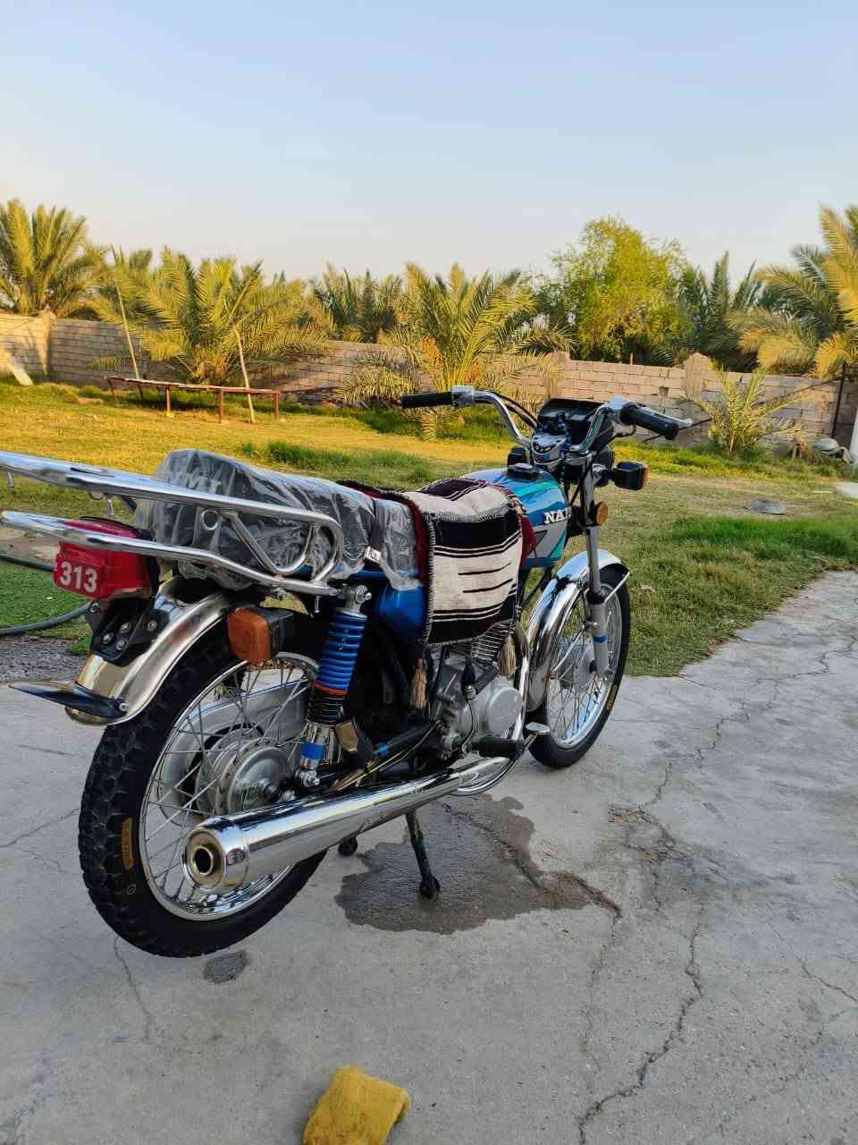 السلام عليكم
الدراجه نامه امتياز موديل 26 المحرك ما مفتوح مكفول كفاله عامه الدراجه بل الجيس من للبيت للشغل 
لا تعبكم ولاتعبوني نهايته 500 وبيه مجال حك الجيه ***********
