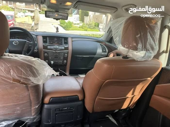 باترول 2019 فئه se  شركة نيسان
السيارة مكفوله كفاله عامه من كلشي 

ماشيه 135الف كم حقيقي 

كير مكينه مكفولات  

مكينه ٦ سلندر 

رقم اربيل مميز 

مواصفاتها 

سلايد روف

ثلاجة

تحكمات جهتين 

مري قلاب مع اشاير بالمري 

لايت ذكي ( زنون ) 

داخلي السيارة صاج ملكي 

كشنات جلد ( كهرباء )

حساسات + رادار 

جنطه كهرباء 

ثلاجه 

تبريد ٣ قطع منفصله 

فور ويل كهربائي 

شاشه كامره

نظام اندرويد 

كامره خلفيه 

السيارة جديده بمعنى الكلمة 

مكان السيارة بغداد  

السعر35$ قابل للتفاوض
ملاحظه /السياره بيها باج تضليل قابل للتجديد

للاستفسار الاتصال***********
