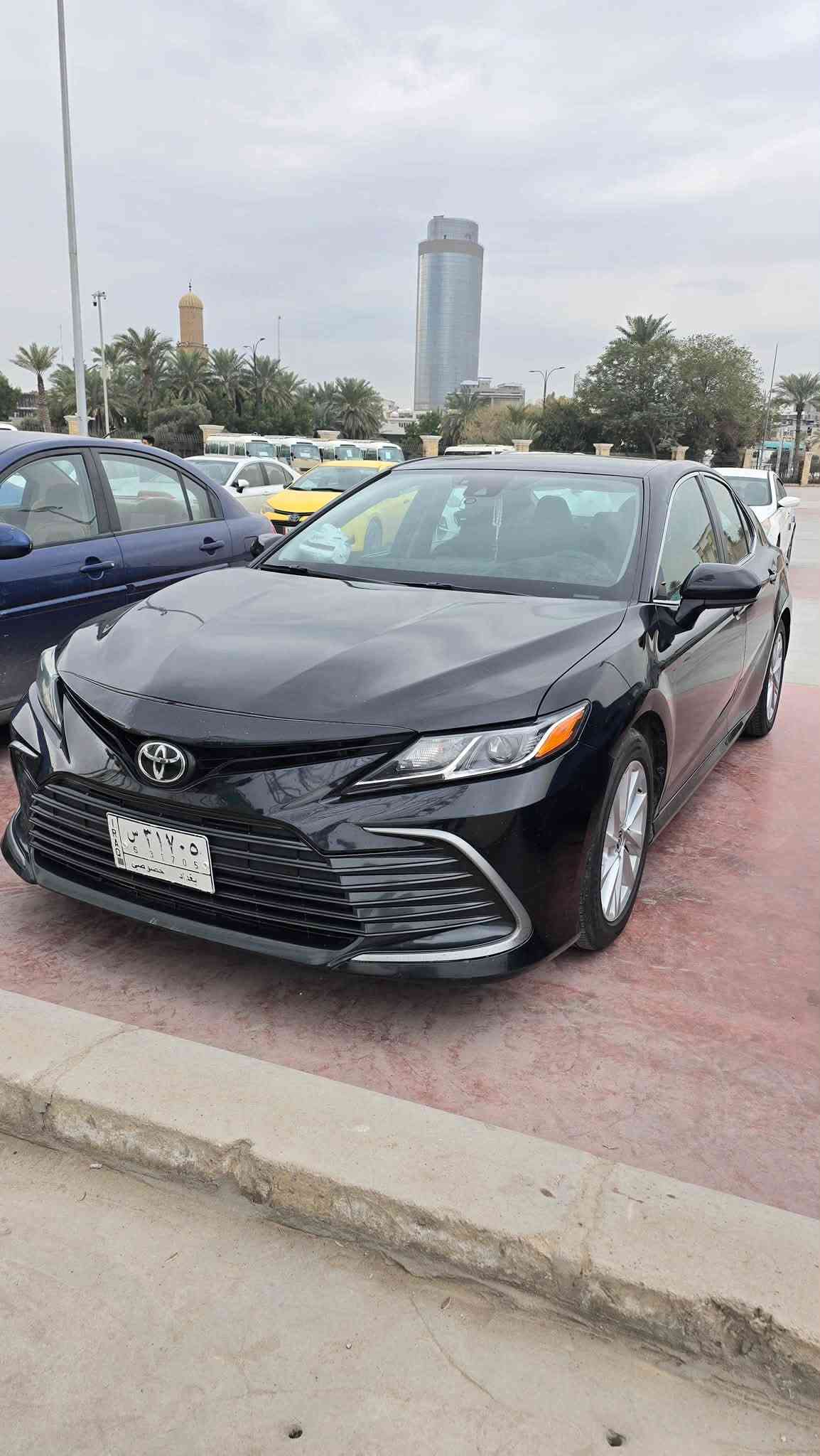 السلام عليكم..
كامري LE 2022 بيع او مراوس 
محرك 2500 تتفس طبيعي
صبغ بنيد فقط( + بارد بالجاملغ) صور الحادث مرفقه
معروفه مواصفات ال LE
شاشه كبيره
كاميرا
تحكم ستيرن
قياده ذاتيه
مانع انزلاق
مثبت سرعه
دبل eco
كشن كهرباء
لايت LED
ماشيه 115 ميل
وباقس المواصفات معروفة..
السعر ب 185
السياره باسمي
*********** عادي او واتس
