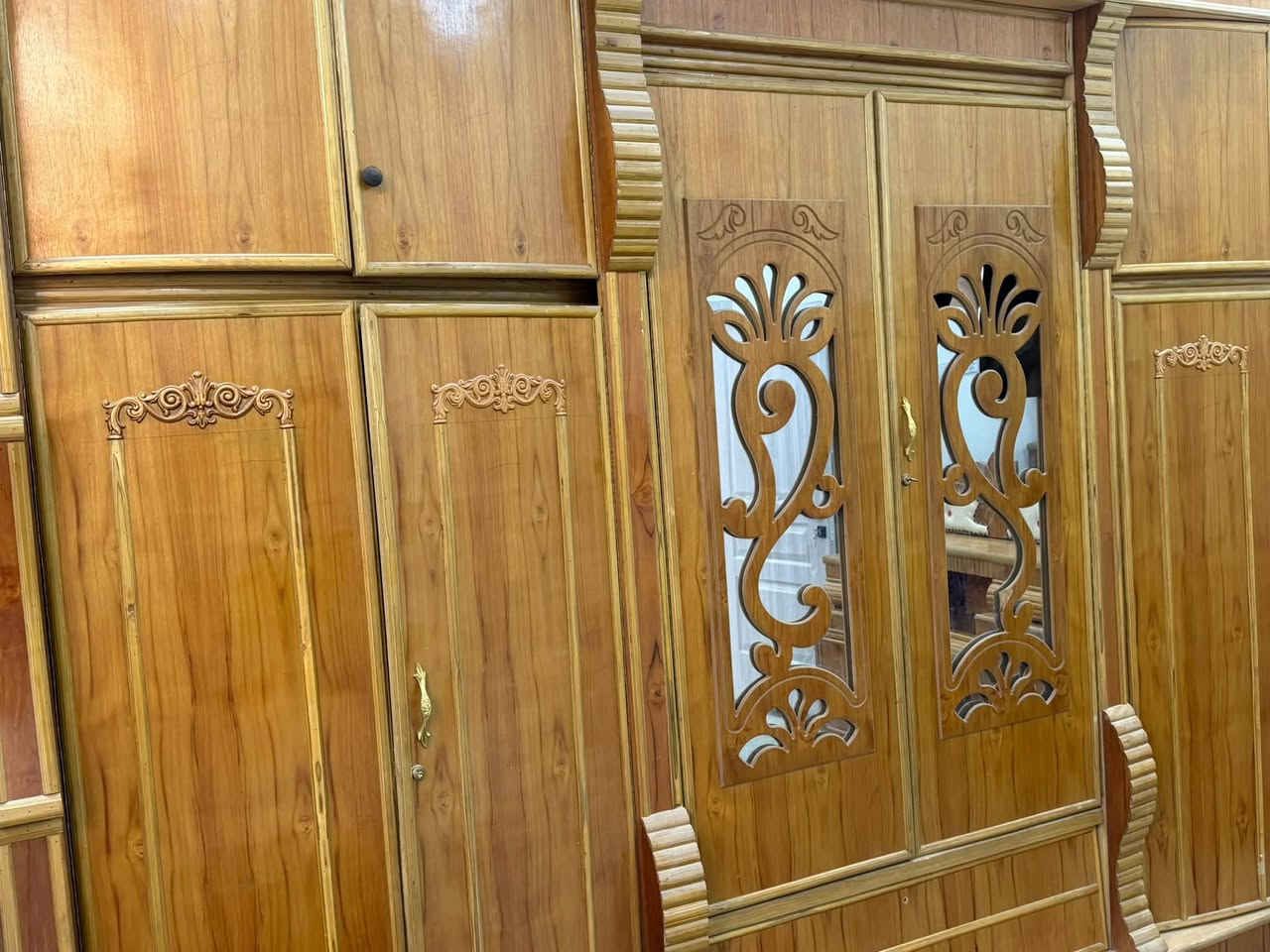 غرفه نوم • مستخدمه • نوعية زينه