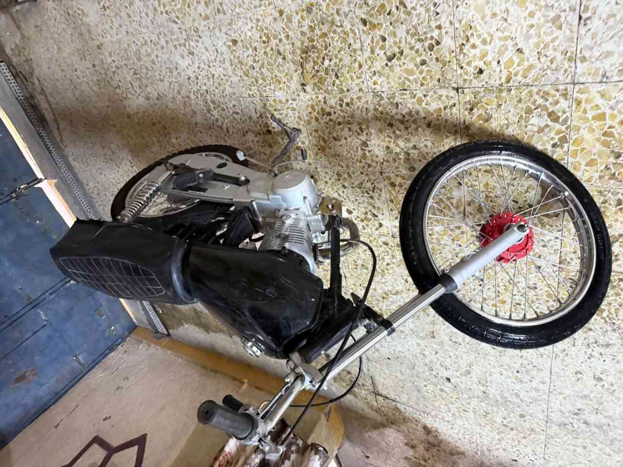 دراجه سيجي نامه المشيف مفتوحه مره وحده وياله جدد وتايرات وصينيه سكان سعره 375 وبيه مجال للطيبين مكاني بصره زبير
