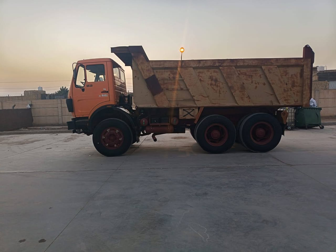 البي البيع موديل 82شاصي مكفول
مكينه 10 كير 160 مجموعه جيف رباط عدل تخم تاير 
مداور ثاني يوم
‏‪***********‬‏
***********
