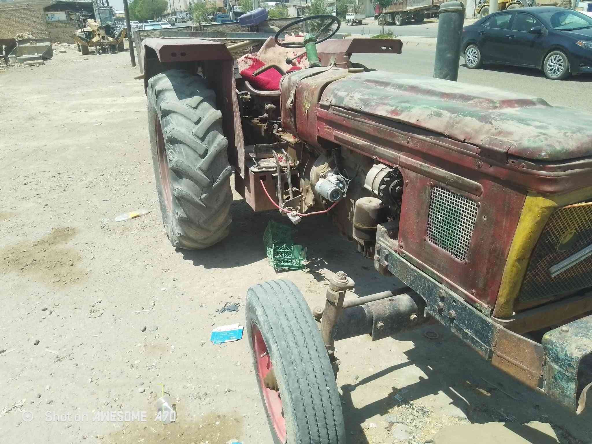 السلام عليكم مكينه عنتر موديل 86 بدون ارقام وسنويه عربانه فلوجه خشب سعرها 3500 وبيها مجال للشراي***********

نص مكتوب في الصور:
- Shot on AWESOME A70