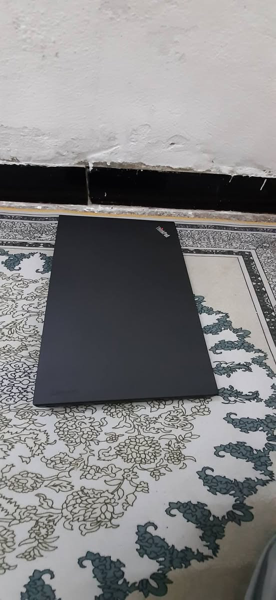 لابتوب للبيع
نوع لينوفه 
كوراي 5
جيل 6
رام 8
هارد 256 ssd
حجم 15.6
دقه 1920X1080
باتري ممتاز 3ساعات واكثر
 كيبورد ضوئي
ملحقاته جنطه وشاحنه
السعر 150 الف
بغداد قرب السيديه
