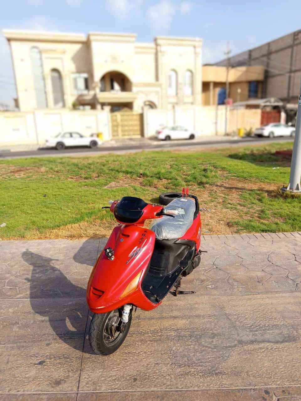 سلام عليكم دراجه فراشه للبيع فحل دراجه اي نقص مابيه مكينه خرسه ناعمه كفراته بلاديه كلش هندر وسلف مال جناي مجفته مره وحده  وشرط غراض تايوان اصليه مو تجاريه وبلاديه مامبدل بيه أي شي بيه تراي وين ماتريد عليه شلعه تخبل العنوان البصره قبله الي يدور رخيص لا يراسلني سعر 550وبيه مجال جداً بسيط ***********
