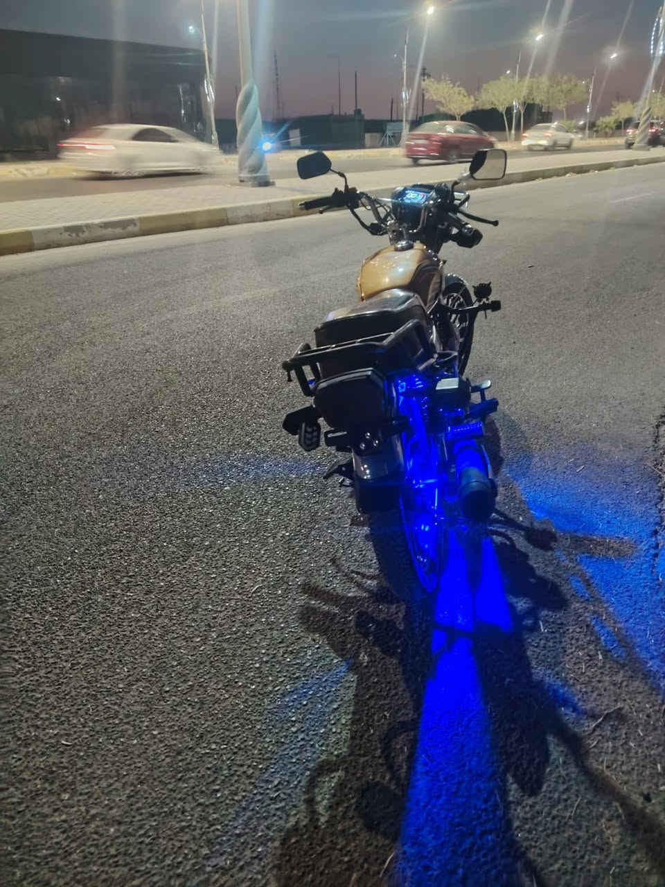 سلام عليكم ماطور إيراني البيع محرك ٢٠٠ أسود موديل ٢٤ السعر ٨٢٥ وبي مجال حك الجيه المكان الرمادي التءميم لاستفسار *********** ويرهم مروس
