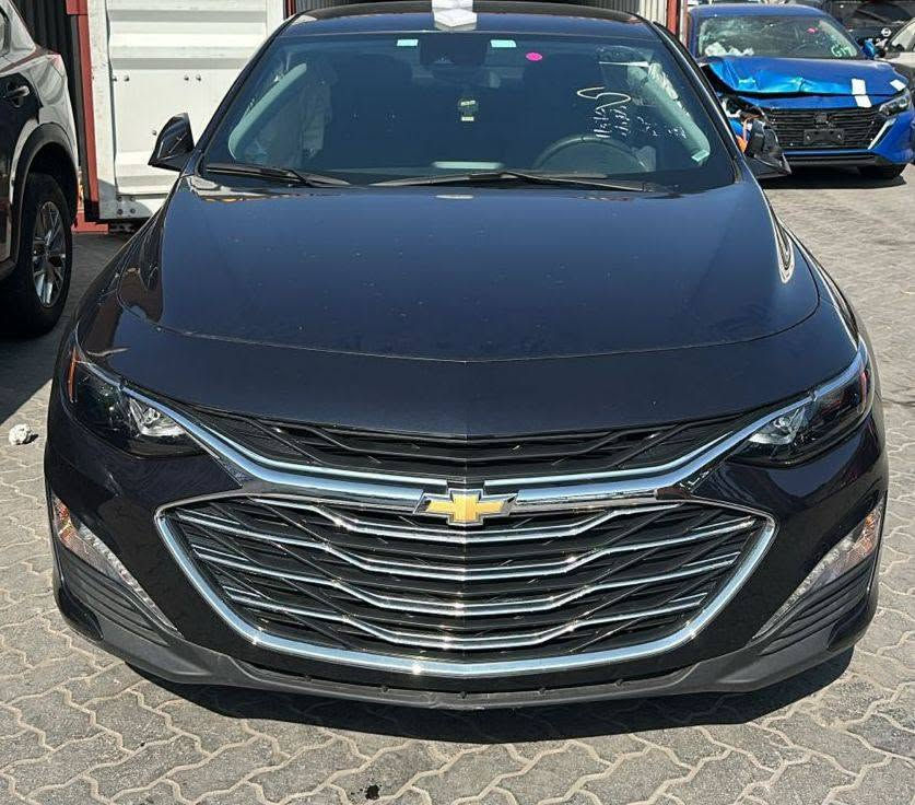 ماليبو 2023  LT للبيع حره بدون رقم 
محرك 1500 بدون ايرباك ماشيه 37 الف كيلو

الحادث مبين بصوره ونفس البيبان مصلحات بدون تبديل 

سياره مضمومه ماشيه قليل 

السعر 128

***********

مكان سياره واسط
