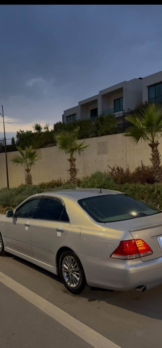 شاهين • ٢٠٠٥ • اصفر