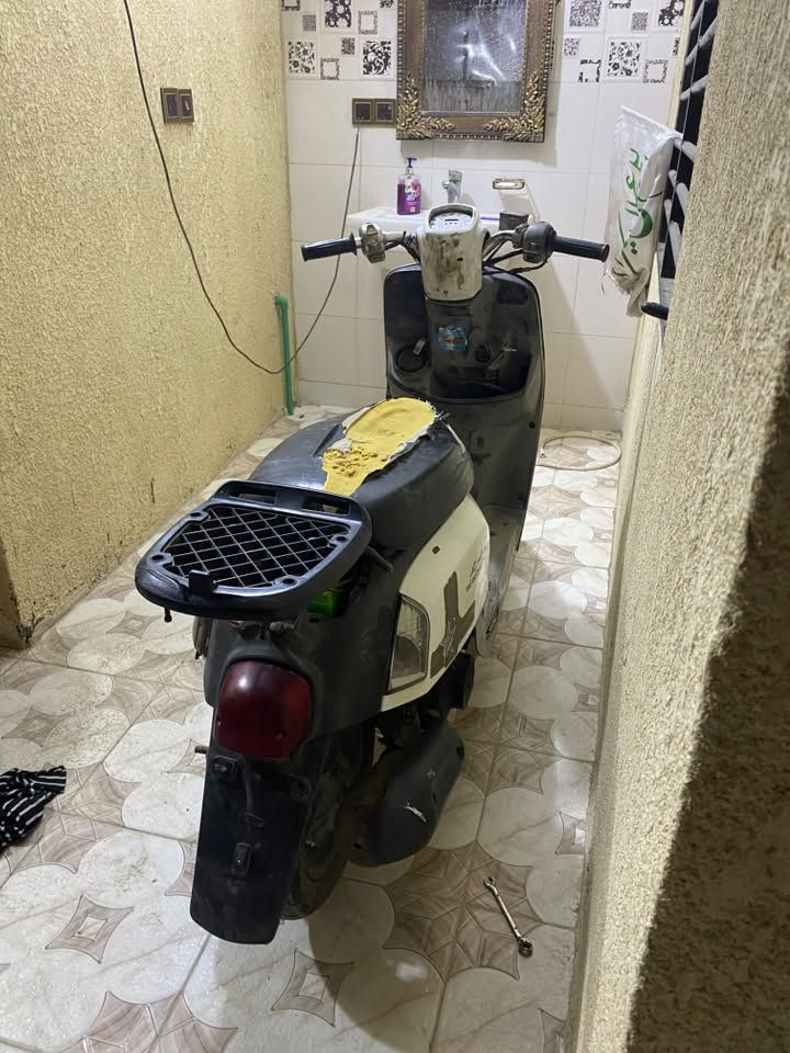 بوليس كابريته ابيع على وضعها مكينه مفتوحه مجفته مره وحده دراجه بيها نواقص بس تترتب بصره معقل رقمي ***********

