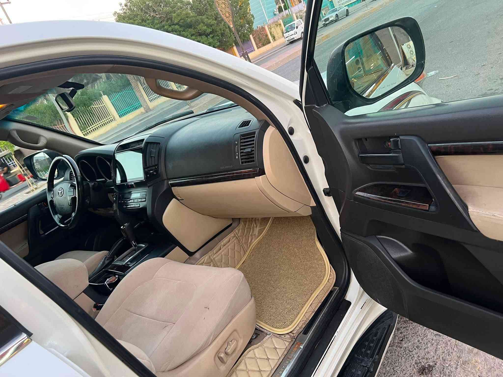 V8  لاندكروز
مديل  10  بغداد بأسمي

فول مثل ما معروف الڨكسار

السونار مثل ما موضح وتجي وتفحص الي يعجبك 

السياره ادامه كامله1400 كلفتني والله مع تخم تاير جديد اليوم انشد كوري 470 الف.. 

السعر 263.
مكاني كربلاء المقدسة طريق الحر 
للاستفسار اتصال.. 

***********.

***********

نص مكتوب في الصور:
- فحص السيارات بجهاز السونار الالكتروني بارد صبغ جيد أسم الزبون : بلا الماركة : بلا الموديل : بلا الرقم : بلا التاريخ : 2026-06-01 الوقت : 6:29 PM التقرير : 1702 ملاحظة : نخلي مسؤوليتنا بعد انتهاء الفحص وتسليم التقرير الى الزبون عمر الفلنجة جيد جيد جيد جيد عمر الاطارات جيد جيد جيد جيد عمر ناقل الحركة جيد عمر المحرك جيد NO IMAGE AVAILABLE
- *********** سونار النجف الحديث فحص السيارات بجهاز السونار الالكتروني بارد صبغ تبديل اسم الزبون: بلا الماركة: لاند كروز الموديل: بلا سونار النجف الحديث لفحص السيارات الرقم: 97903 التقرير: 13454 التاريخ: 02-06-2026 الوقت: 4:32 PM ملاحظة: نخلي مسؤوليتنا بعد انتهاء الفحص وتسليم التقرير الى الزبون خدوش صبغ تبديل بارد لم يتم الفحص+فتح صبغ+بارد+تكحيل+تطبيع جاملغ بارد+تكحيل+طعجه رصعات سليم