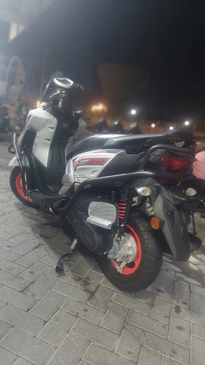 .
#اكسبلور #سماوه
.الهم صلى على محمد وال محمد
⭕️YAMAHA  ZR2025

‎
‏‎
دراجه ستخدام نظيف بحالة الوكاله مكفوله من الزلخ
متوفر بيع وشراء..>>ومراوس..>اقصاد ماستر رافدين
>العنوان حي الصدر قرب فلكة الساعه مقابيل المدراس

[معرض سيف_ جمال] ***********۔✅️🩷
⭕️YAMAHA  ZR 2025

‎
‏‎
