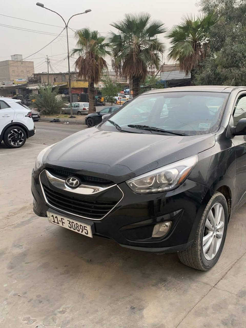 توسان ٢٠١٠ شكل ١٤ وارد أمريكي بيه مكانات صبغ  سيارة جديدة مكينه 2400 دوش تخم تاير صدر جديدة كامله راقم بغداد السعر 97        مكان سيارة بغداد,***********
