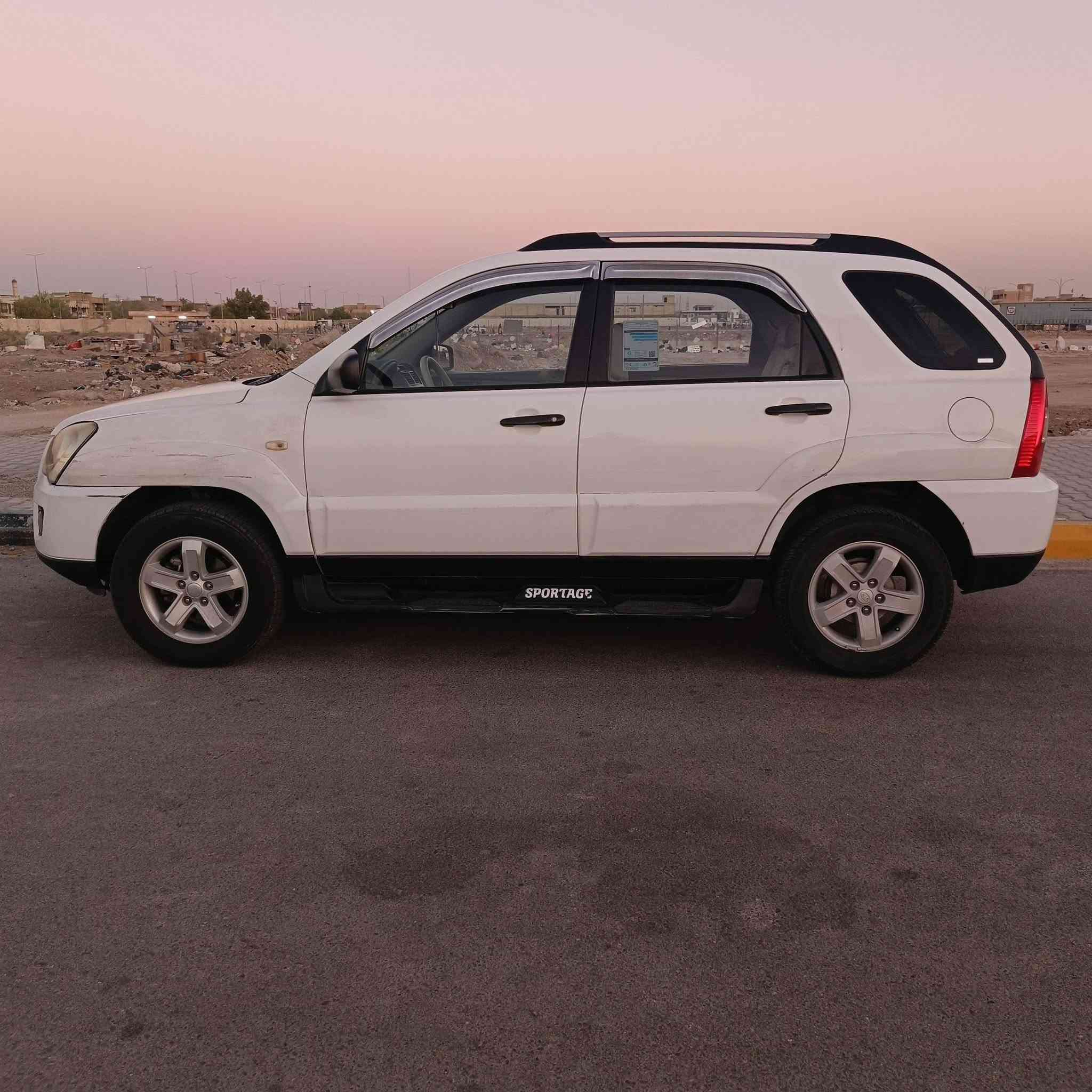 مكلف بالنشر سبورتج 2009  خليجي محرك كير مكفولات تبريد ثلج حداديه جديدة تخم تاير بيه ثلاث قطع صبغ بدون دواخل السياره عليه ادامه كامله السعر 110$ وبيه مجال مكان السياره الكوت  داموك
*********** 
رقم صاحب السياره
مكلف بالنشر سبورتج 2009  خليجي محرك كير مكفولات تبريد ثلج حداديه جديدة تخم تاير بيه ثلاث قطع صبغ بدون دواخل السياره عليه ادامه كامله السعر 110$ وبيه مجال مكان السياره الكوت  داموك
