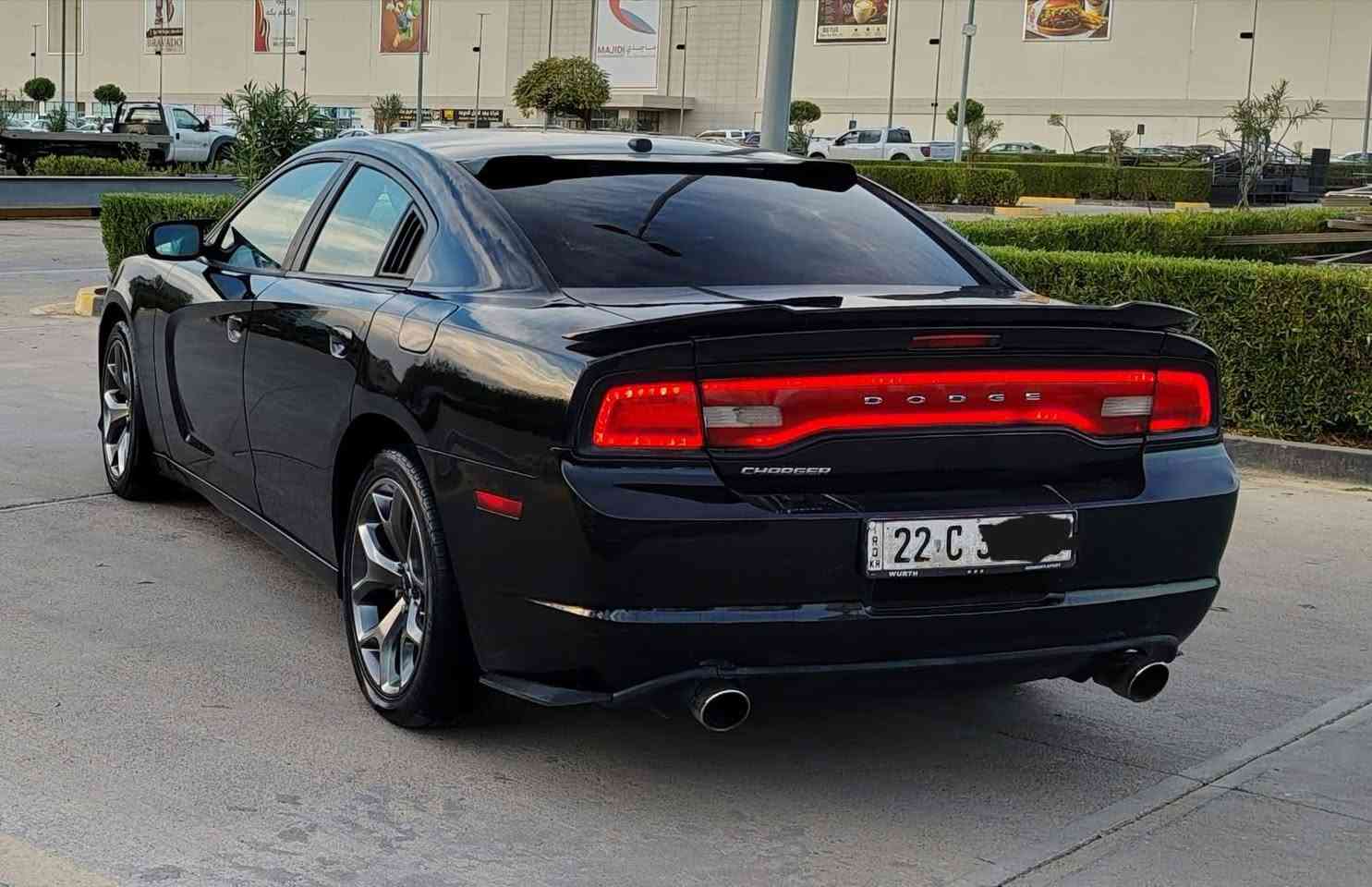 جارجر SXT • ٢٠١١ • ماشي ٢٧٠